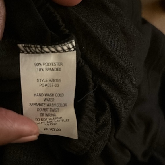 Popular 21 Off Shoulder Jumpsuit❤️ - Picture 4 of 5